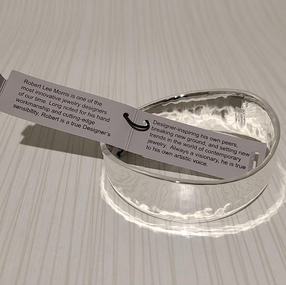 Robert Lee Morris SOHO Silver Plated Bracelet Beautiful Detailed New - Picture 7 of 7